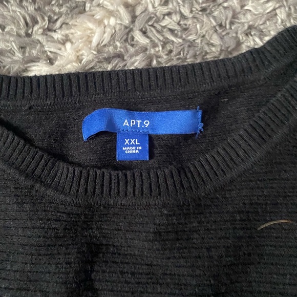 Black Sweater - Picture 2 of 2